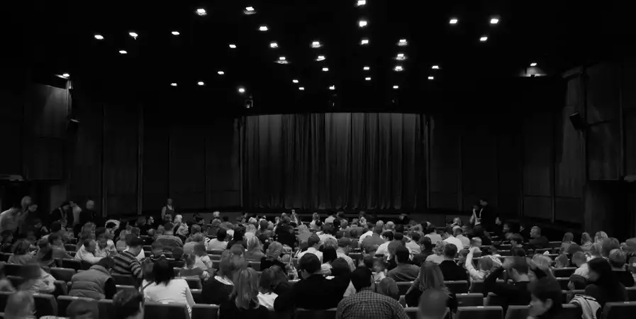 Picior de Play - teatru online pentru tine